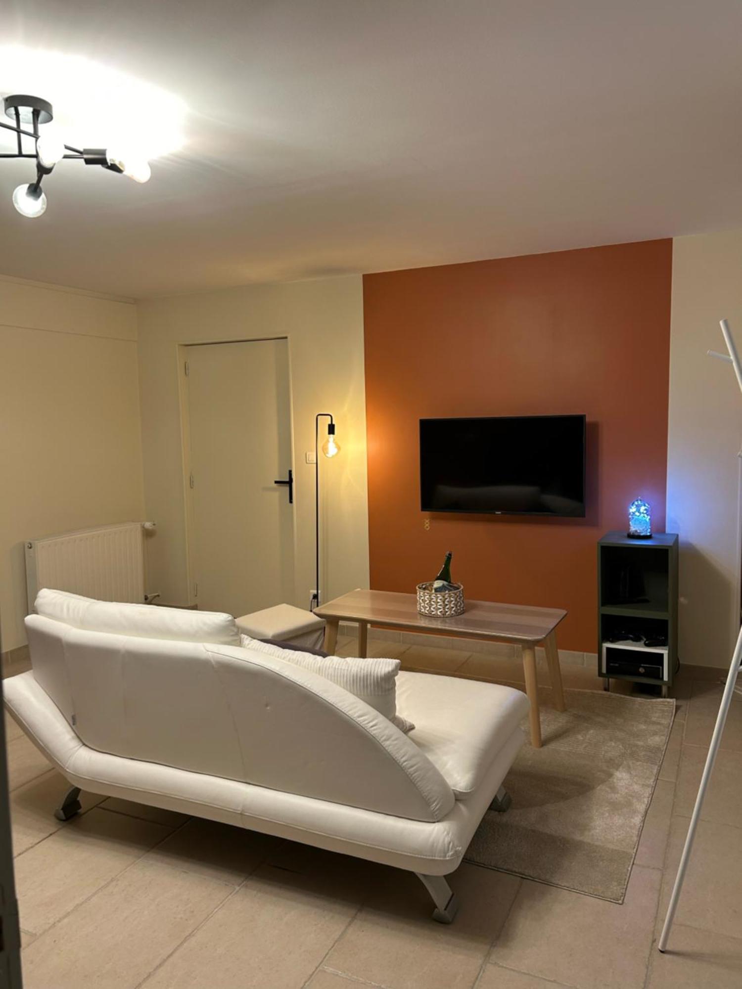 לוק-סור-מר Logement Cosy Et Moderne מראה חיצוני תמונה